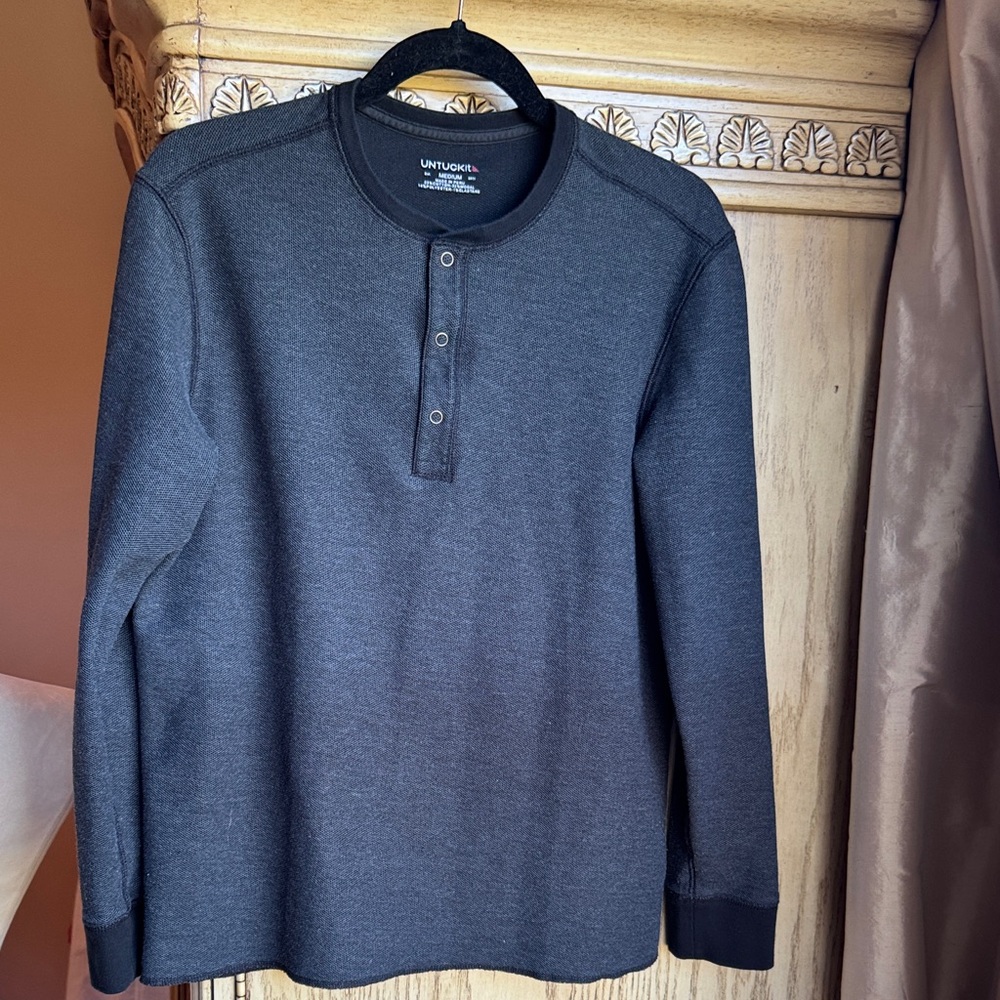 Untuckit Gray Pullover - image 1